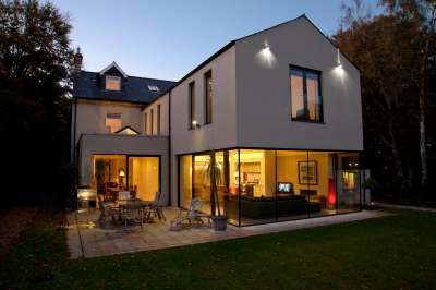 Extension Brings the Outside In to Victorian House Extension Brings the Outside In to Victorian House